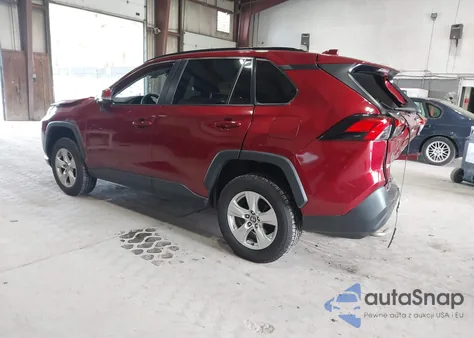 2021 Toyota Rav4 Xle z USA, uszkodzony, nr VIN 2T3W1RFV7MW163390